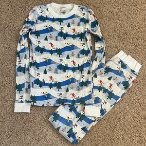 Hanna Andersson White and Blue skier Pajama Set
